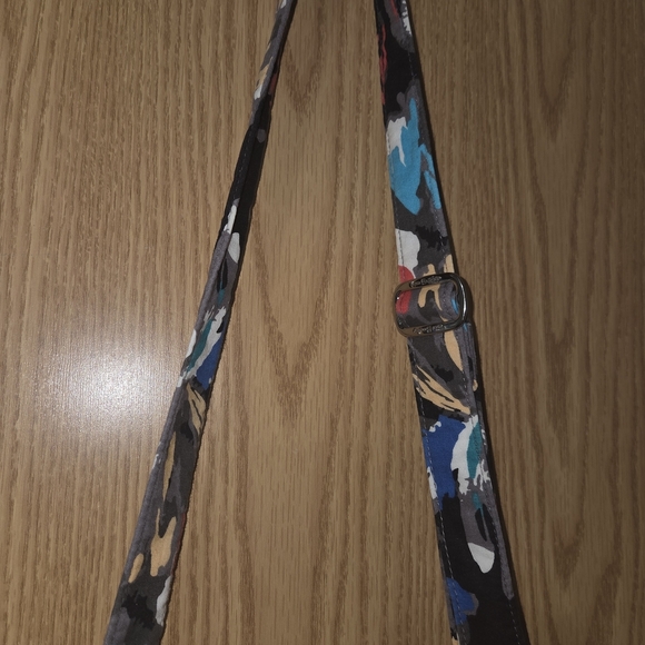 EUC Vera Bradley Splash Floral Triple Zip Hipster Bag And Matching Wallet - Picture 5 of 14